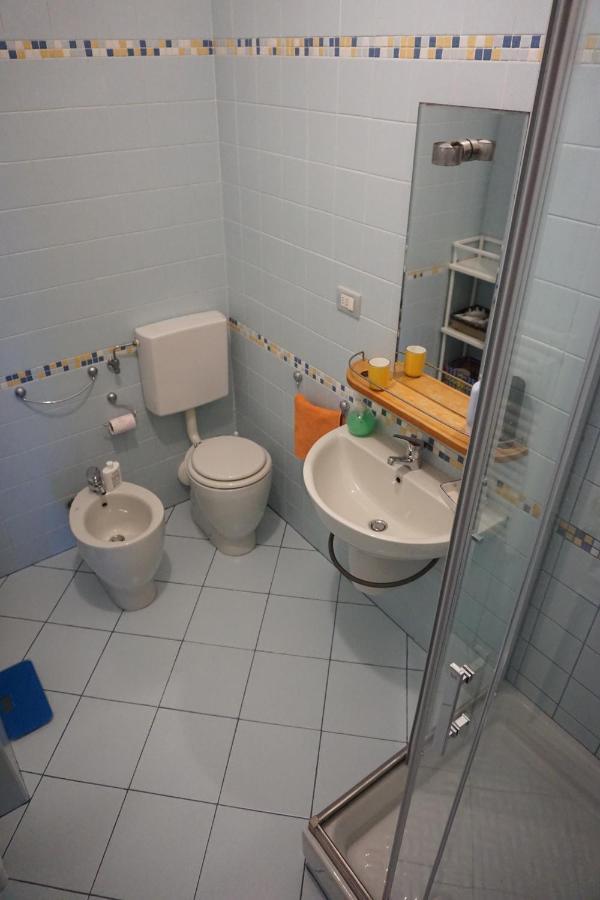 Gli Anemoni B&B Free Parking 热那亚 外观 照片